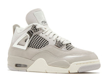 Afbeelding in Gallery-weergave laden, Jordan 4 Retro Frozen Moments