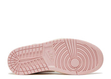 Afbeelding in Gallery-weergave laden, Jordan 1 Retro High OG Washed Pink
