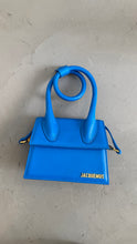 Load image into Gallery viewer, Jacquemus Le Chiquito Noeud Blue