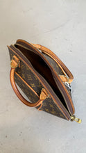 Load image into Gallery viewer, Louis Vuitton Ellipse