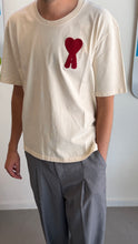 Load image into Gallery viewer, AMI Paris Cotton Ami de Coeur Patch T-Shirt Beige Red