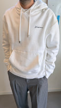 Afbeelding in Gallery-weergave laden, Jacquemus Le Sweatshirt Embroided White