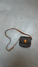 Load image into Gallery viewer, Louis Vuitton Saint Cloud