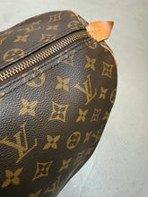 Load image into Gallery viewer, Louis Vuitton Keepall 50L