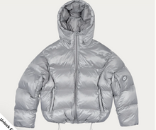 Afbeelding in Gallery-weergave laden, Broken Planet Puffer Jacket Silver