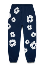 Load image into Gallery viewer, Denim Tears The Cotton Wreath Sweatpants Navy