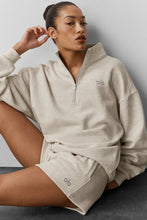 Load image into Gallery viewer, Alo Yoga Accolade Crew Neck Pullover Brown