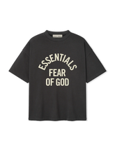 Afbeelding in Gallery-weergave laden, Fear Of God Essentials Campus 90's T-shirt Faded Black