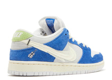 Load image into Gallery viewer, Nike SB Dunk Low Pro Fly Streetwear Gardenia
