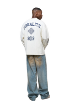 Afbeelding in Gallery-weergave laden, Equalit&amp; ISA OVERSIZED LONGSLEEVE TEE OFF-WHITE
