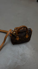 Load image into Gallery viewer, Louis Vuitton Mini Speedy 20 W Strap
