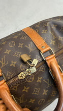 Load image into Gallery viewer, Louis Vuitton Keepall 50L W Strap
