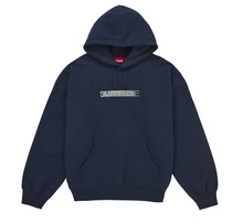 Afbeelding in Gallery-weergave laden, Supreme Swarovski Motion Logo Hooded Sweatshirt Navy
