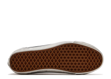 Afbeelding in Gallery-weergave laden, Vans LX Old Skool 36 Pearlized Pack Vintage Cocoa Brown
