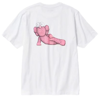 Afbeelding in Gallery-weergave laden, KAWS x Uniqlo UT Short Sleeve Graphic T-shirt (Asia Sizing)
