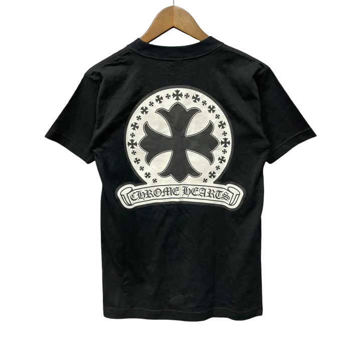 CHROME HEARTS Back CH Plus Scroll Logo Tee