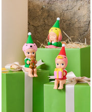 Load image into Gallery viewer, Sonny Angels Santa's Little Helper
